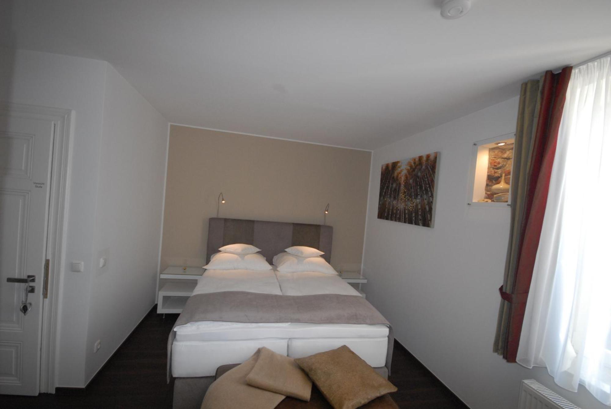 Landhotel Alte Toepferei Дуйсбург Екстериор снимка