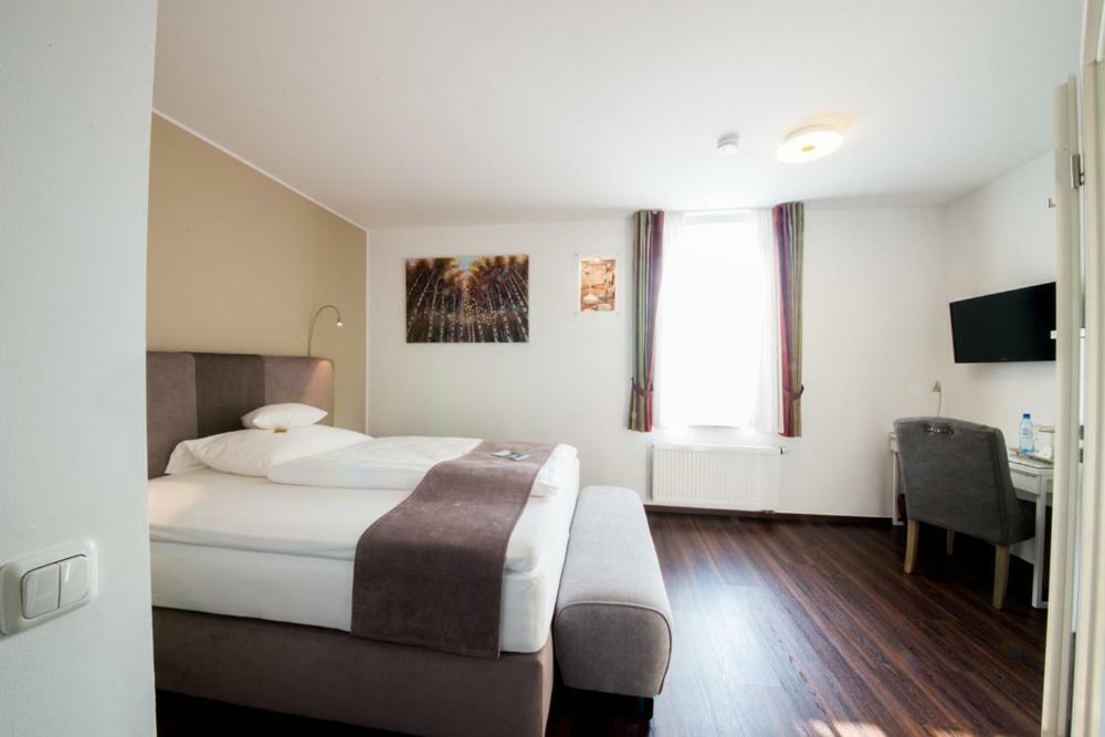 Landhotel Alte Toepferei Дуйсбург Екстериор снимка