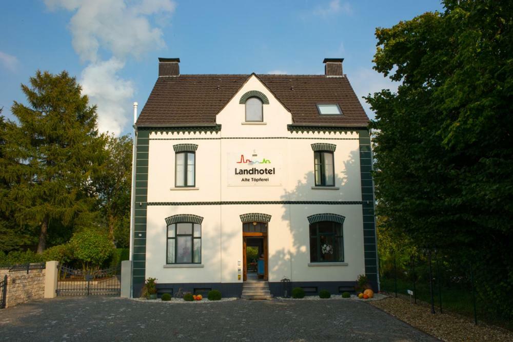 Landhotel Alte Toepferei Дуйсбург Екстериор снимка